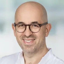 Dr. med. Alexander Messis