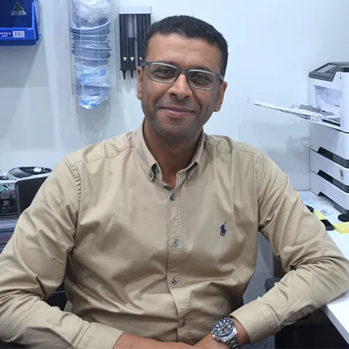 Dr Amar Altabary