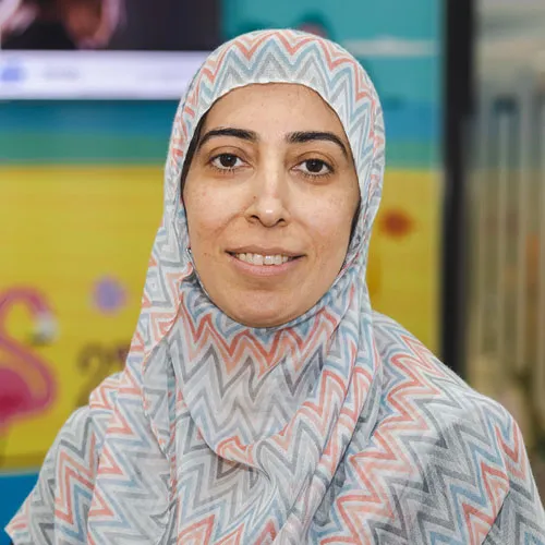 Dr Amna Asif