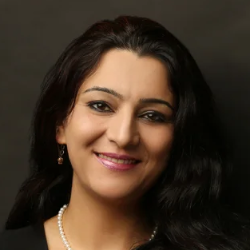Dr Arti Rattan