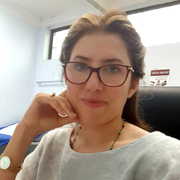 Dr Azadeh Karimi