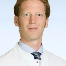Dr. med. Christian Bach