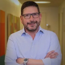 Dr. med. Christopher Szopkó
