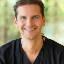 Dr. med. dent. M.Sc. M.Sc. Daniel Kraus