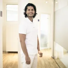 Dr. Daniel Tandon