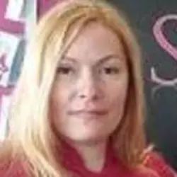 Dr Krisztina Karpati