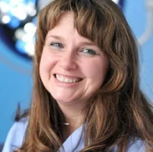 Dr. med. Ellen John