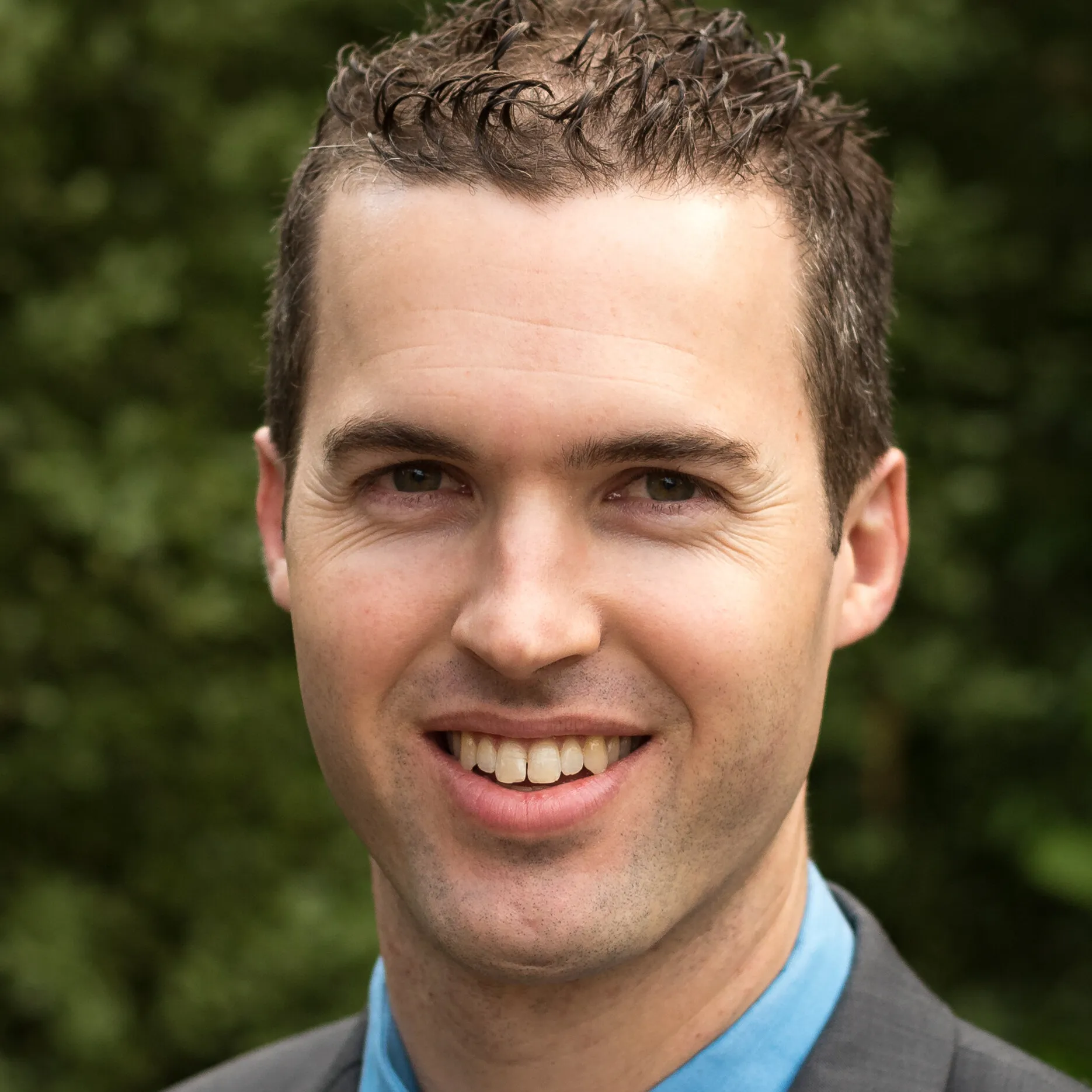 Dr Hamish Shilton