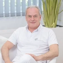Dr. med. Iouri Bogdanov