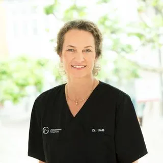 Dr. med. dent. Julia Deiß