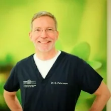 Dr. med. dent. Kay Pehrsson