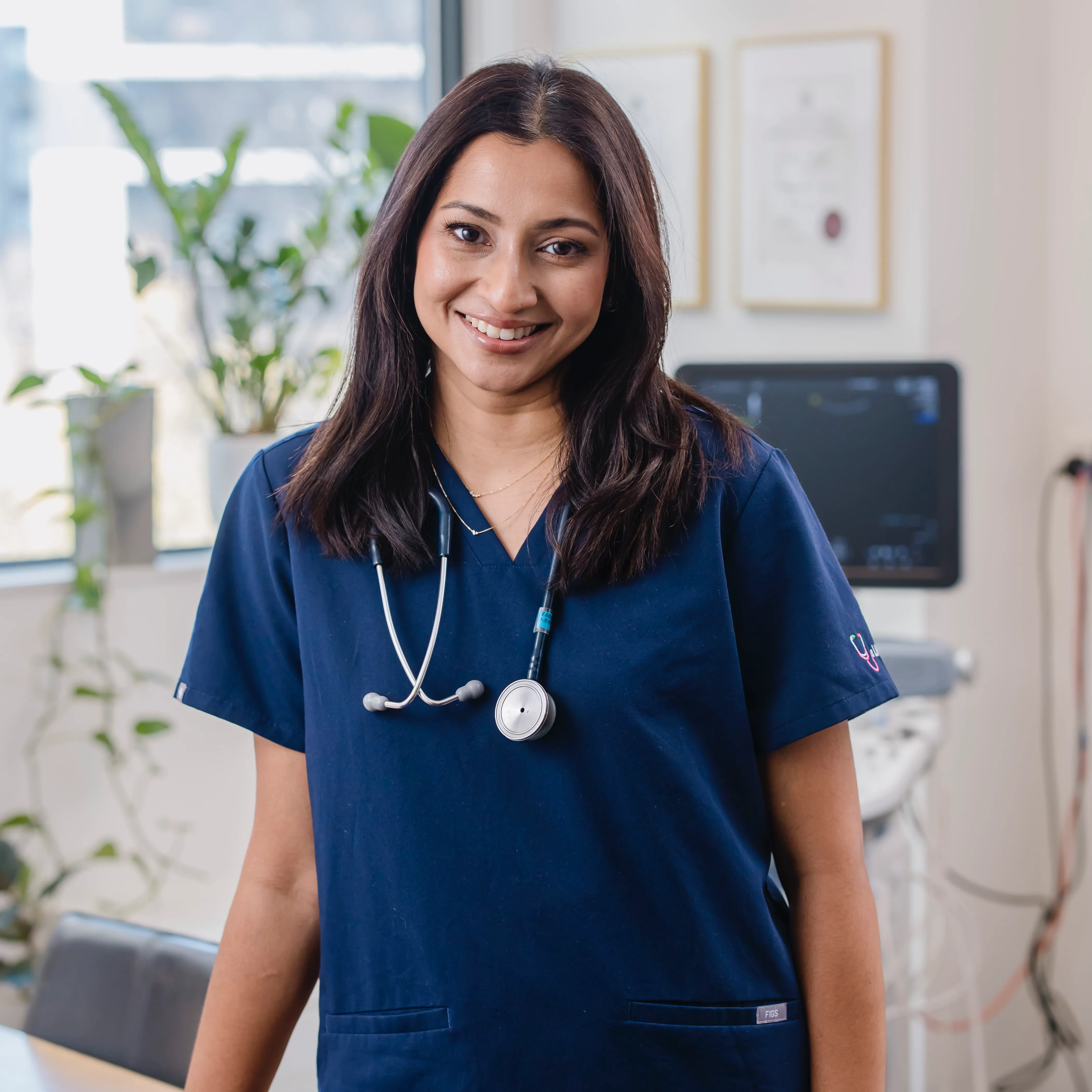 Dr Leesha Nesarajah