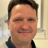 Dr Louis Angelopoulos
