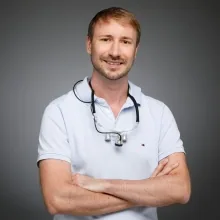 Dr. med. dent. Manuel Kenter