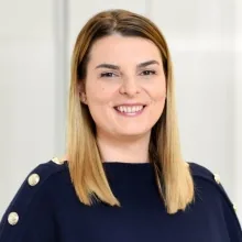 Dr. medic Andreea Renné