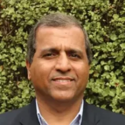 Dr Nader Fayazi