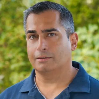 Navid Khan
