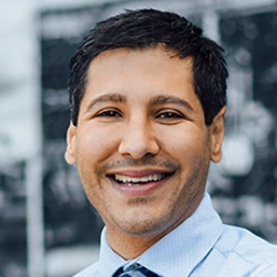 Dr Nima Pakrou