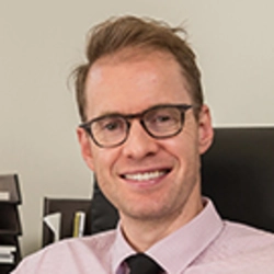 Dr Paul Paddle