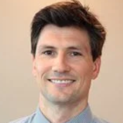 Dr Peter Puhl