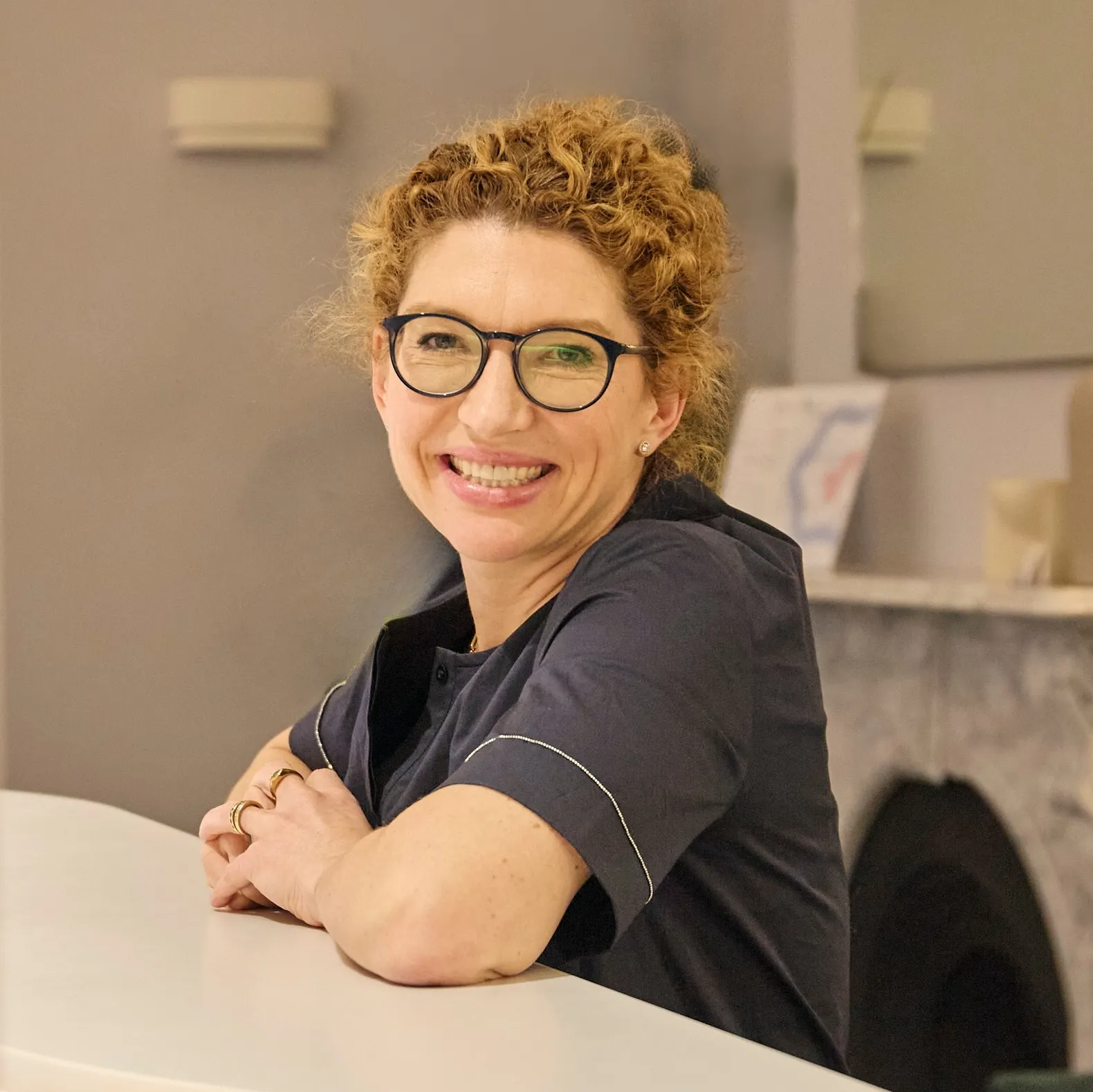 Dr Rebecca MacKenzie-Proctor