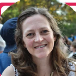 Dr Simone Ardern-Holmes