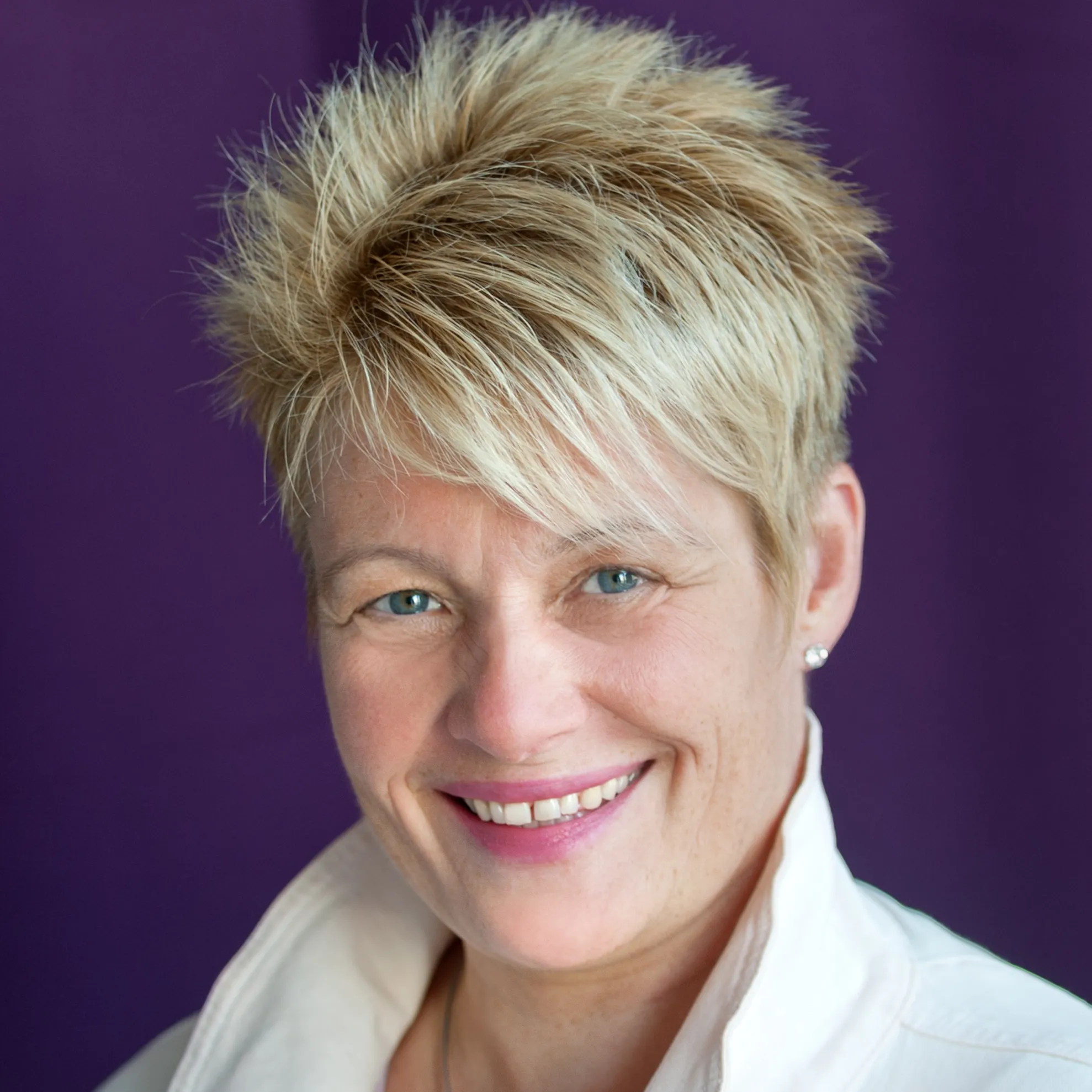 Frau Susanne Ruhnke