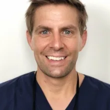 Dr. med. dent. Tim Sahrhage